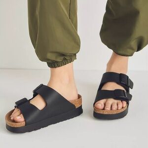 Birkenstock Arizona Flex
Platform Sandals